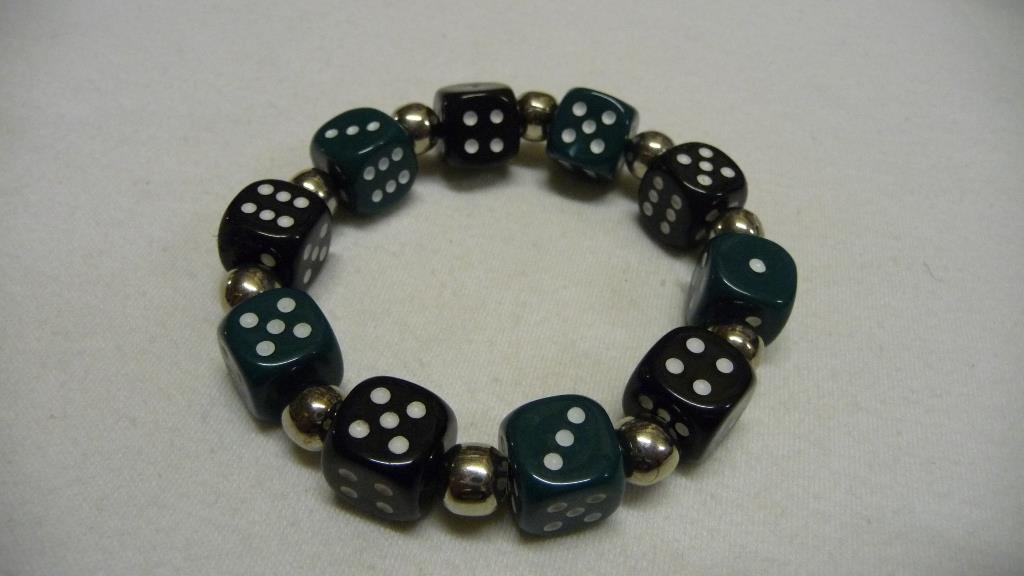 Armband Mit Kleinen Würfel - Grün-Schwarz