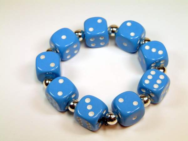 Armband Mit Kleinen Würfel - Hellblau