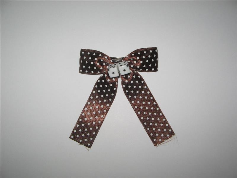 Haarschleife braun gepunktet mit 2 Würfeln