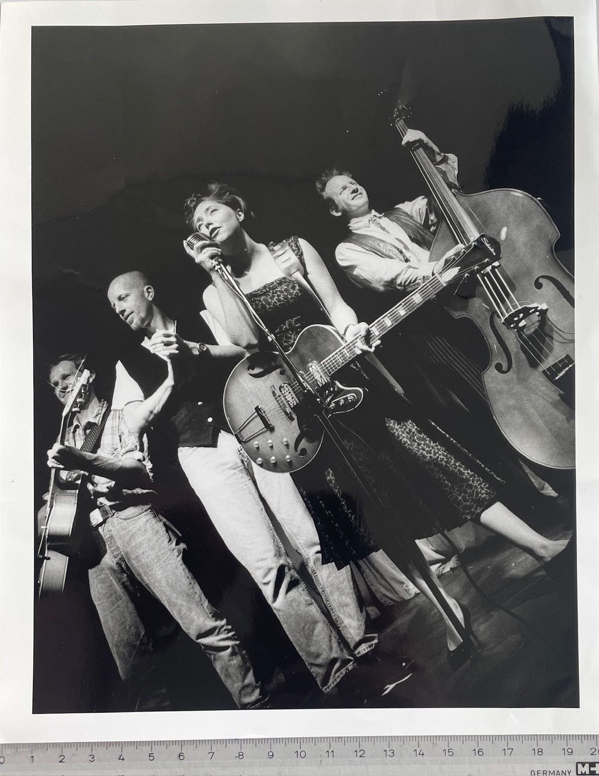 Autogramm-Foto - Toini & The Tomcats