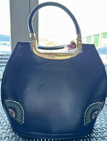 Purse - cream flowers