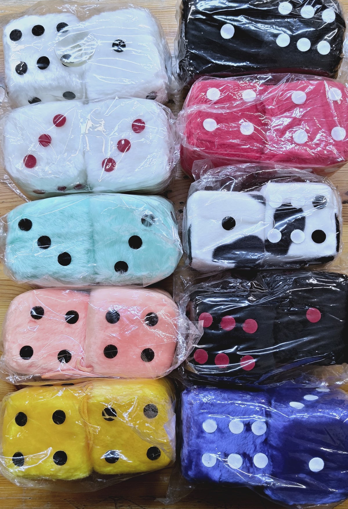 Fuzzy Dice groß
