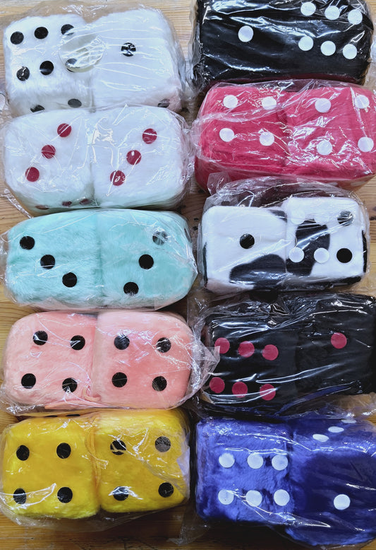 Fuzzy Dice groß
